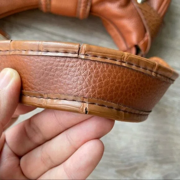 MC Old Town Leather Hobo Bag - Picture 10 of 16